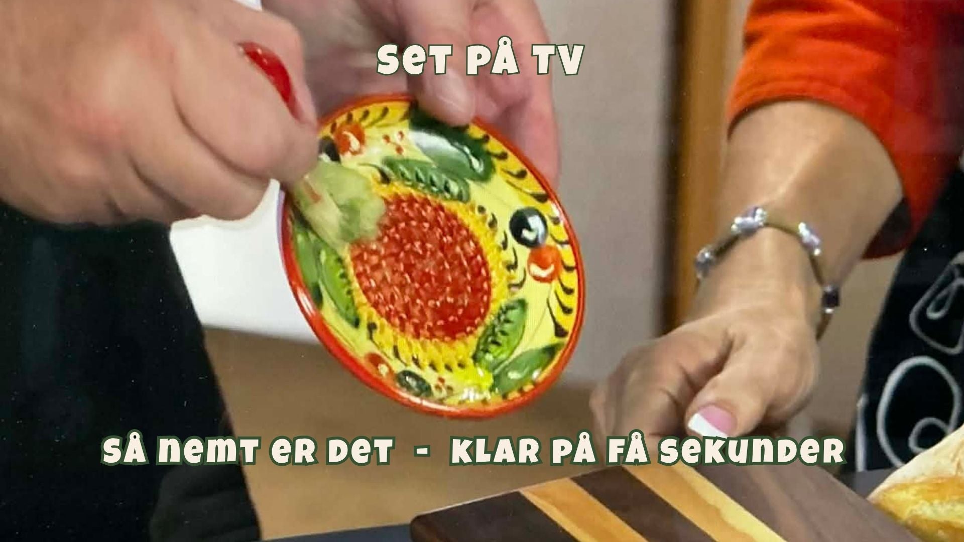 Indlæs video: Garlic Grater i brug - set på TV